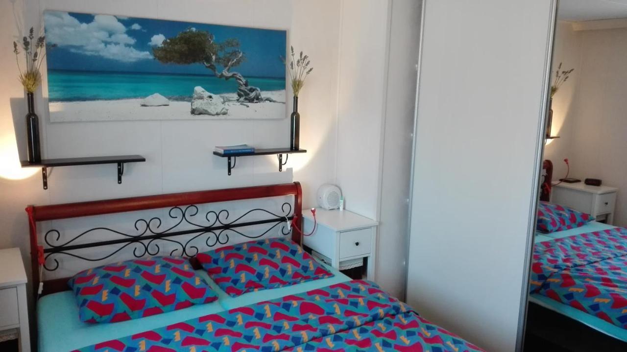 Het Boothuis Villa Sint Annaland Esterno foto